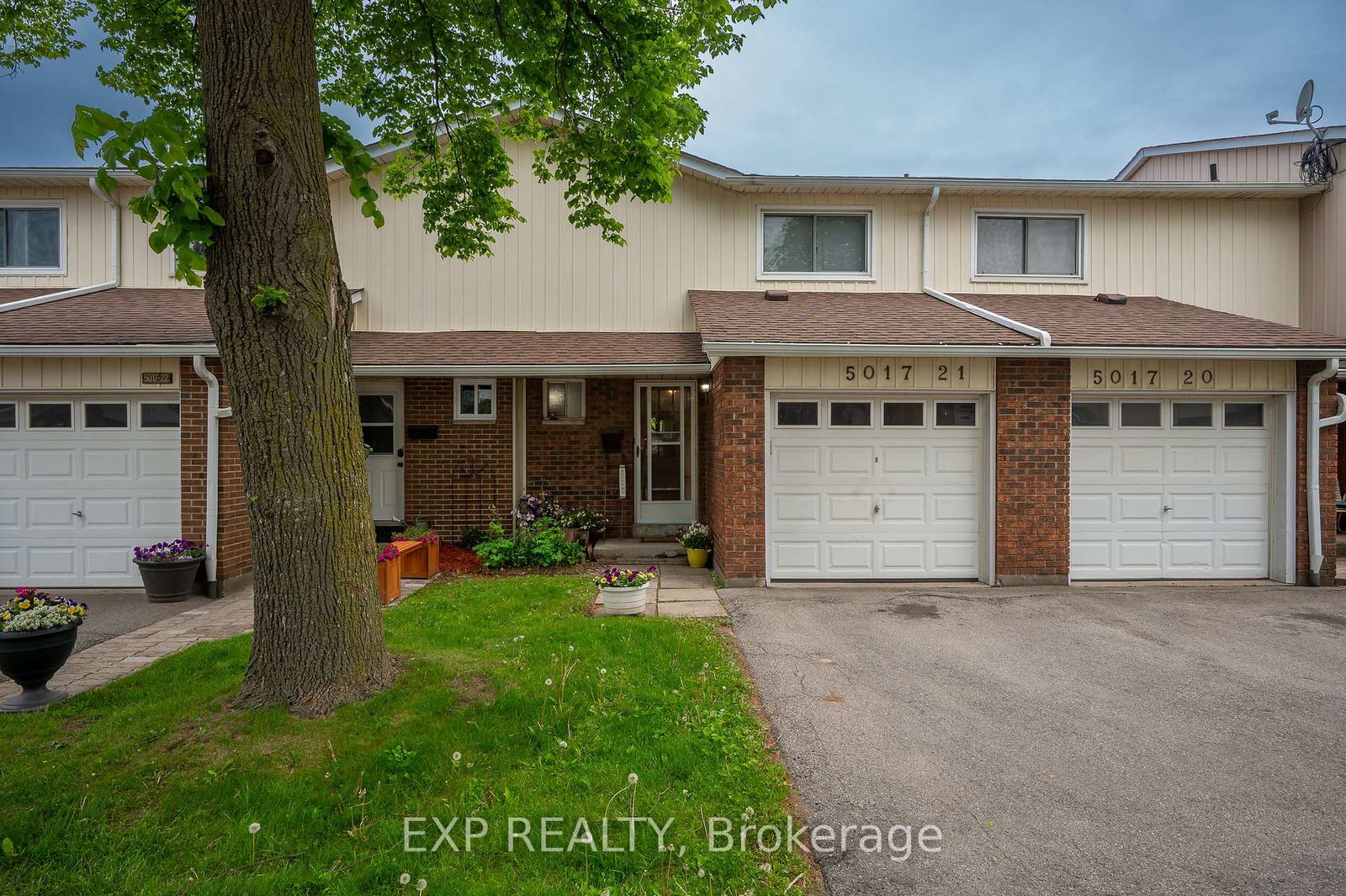 5017-pinedale-avenue-burlington-ontario-w12445337