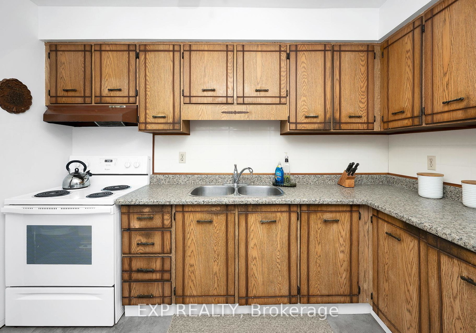 5017-pinedale-avenue-burlington-ontario-w12445337