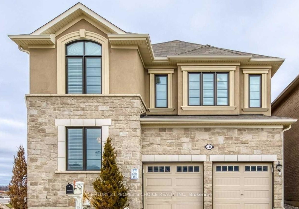 744-e-kennedy-circle-w-milton-ontario-w12445350