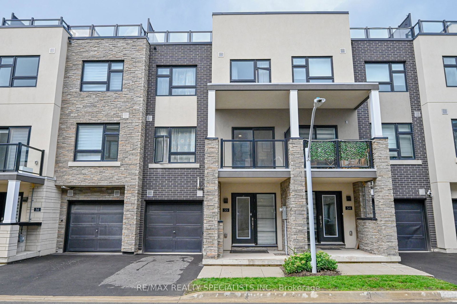 1121-cooke-boulevard-burlington-ontario-w12445445