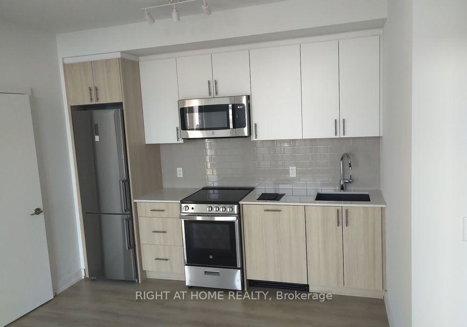 1195-the-queensway-etobicoke-ontario-w12445581