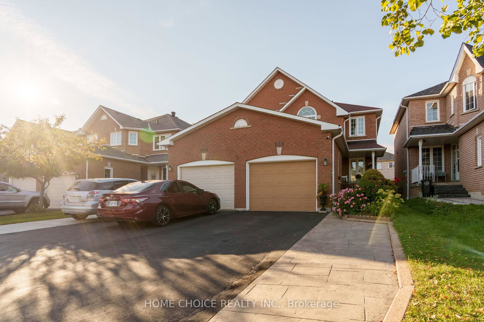 914-applecroft-circle-mississauga-ontario-w12445611