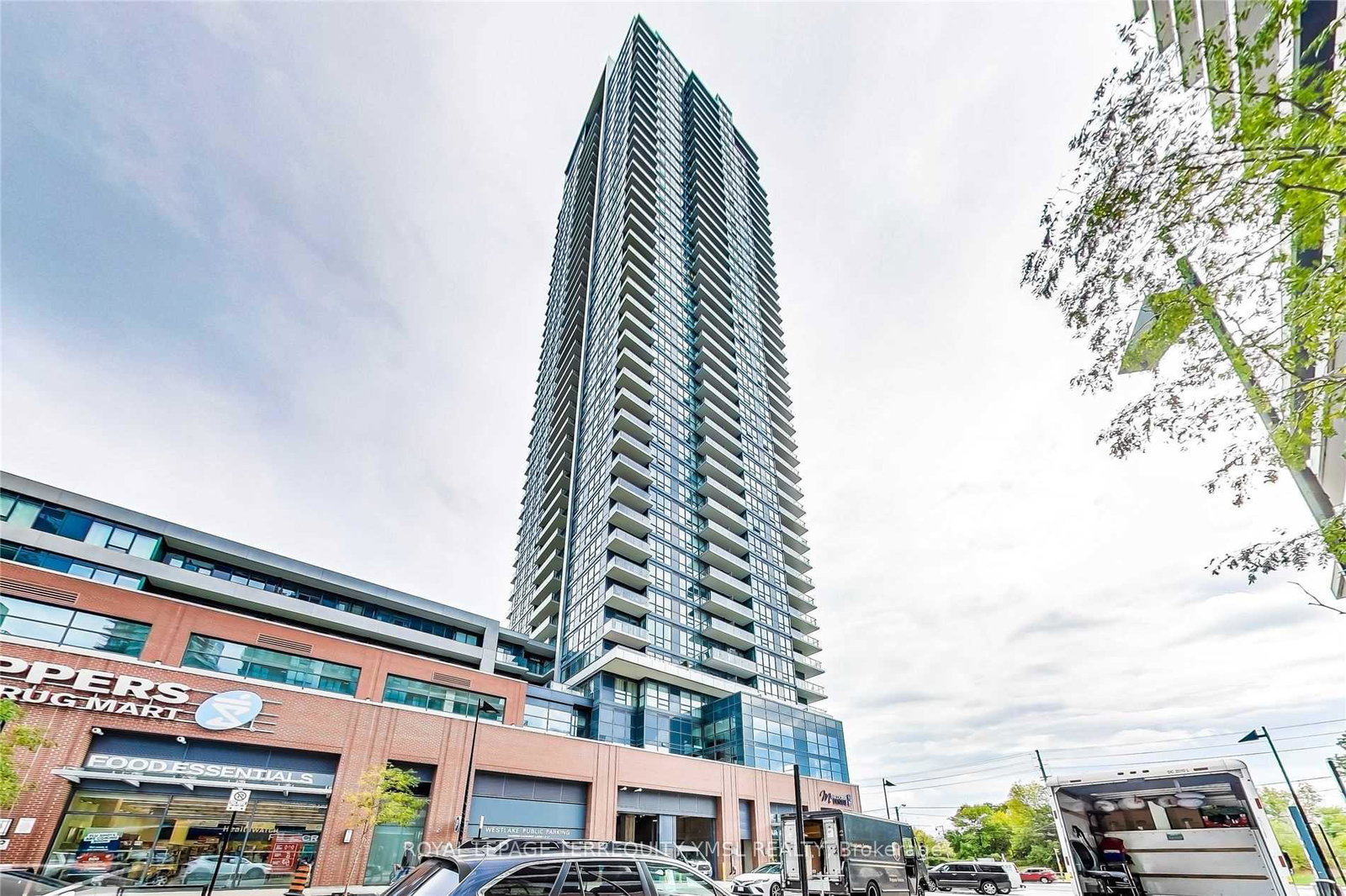 2200-lake-shore-boulevard-w-etobicoke-ontario-w12445803