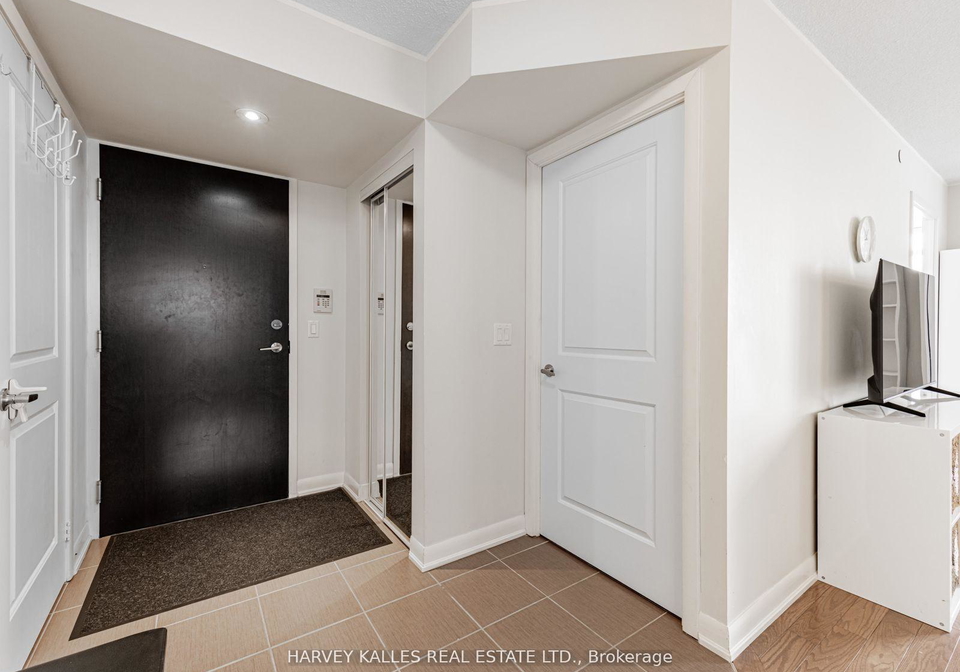 205-sherway-gardens-road-etobicoke-ontario-w12445818