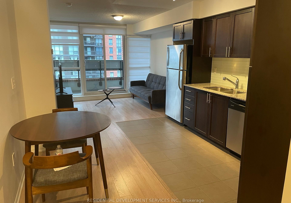 800-lawrence-avenue-w-north-york-ontario-w12445982