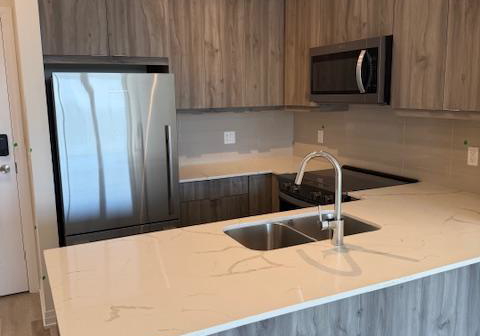 15-watergarden-drive-mississauga-ontario-w12446051