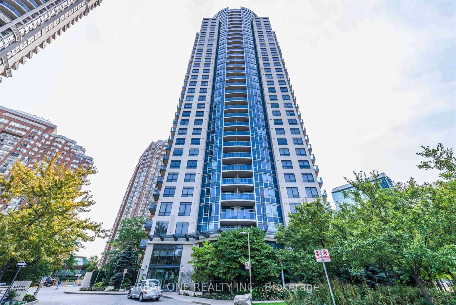 330-burnhamthorpe-road-w-mississauga-ontario-w12446099