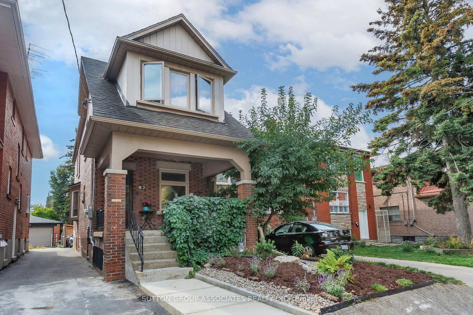 87-peterborough-avenue-toronto-ontario-w12446218