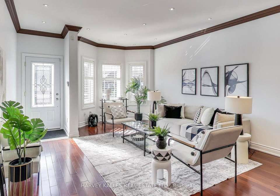 4-corbett-ave-corbett-avenue-toronto-ontario-w12446353
