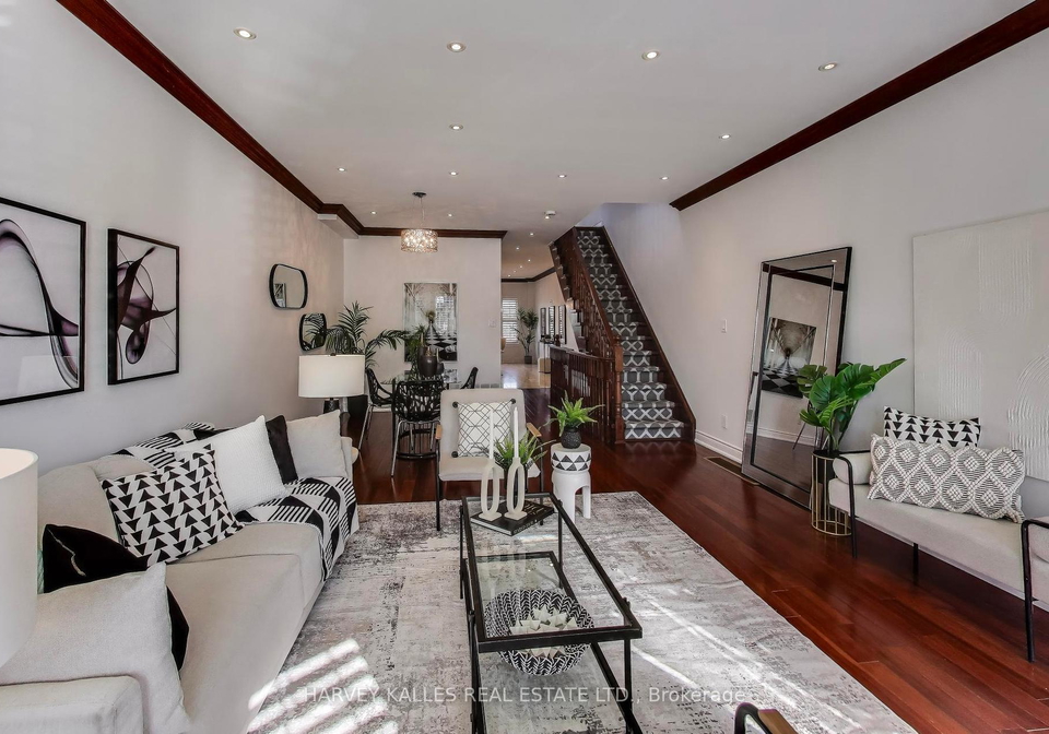4-corbett-ave-corbett-avenue-toronto-ontario-w12446353