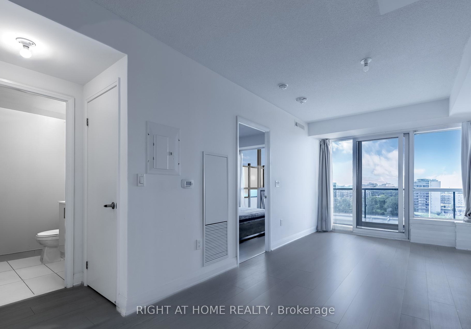 10-gibbs-road-etobicoke-ontario-w12446465