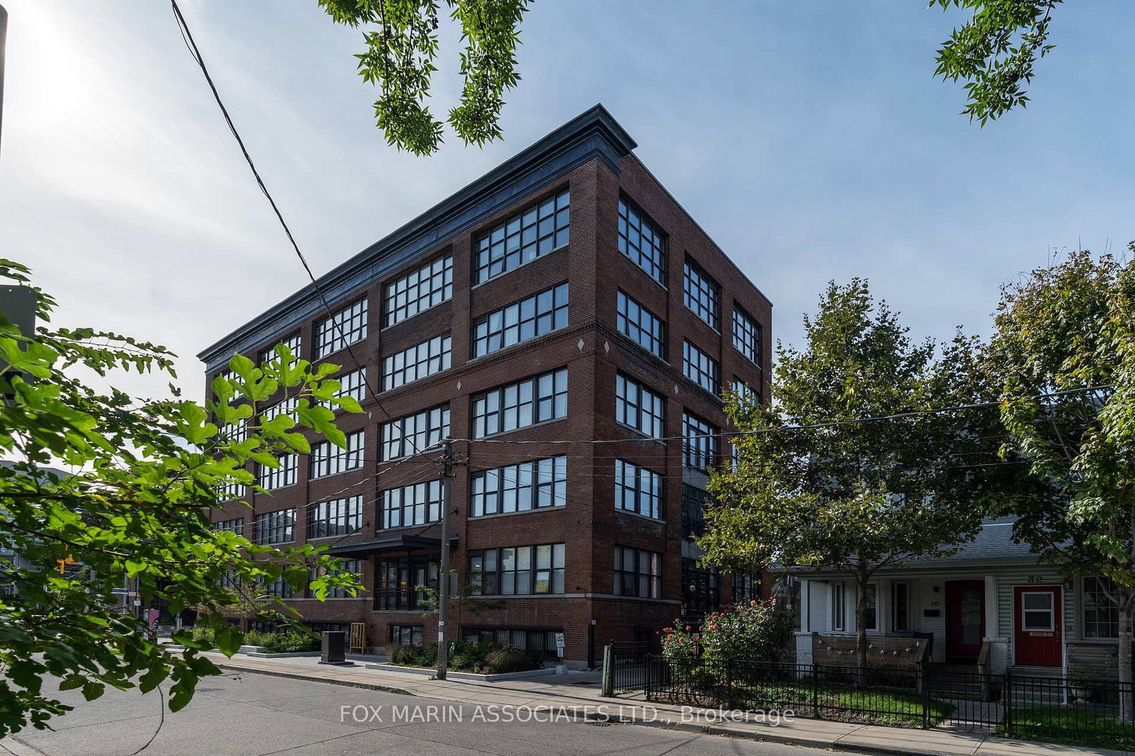 2154-dundas-street-w-toronto-ontario-w12446898