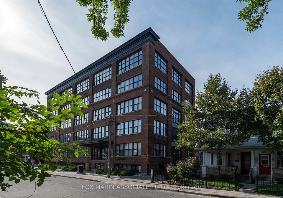 2154-dundas-street-w-toronto-ontario-w12446898