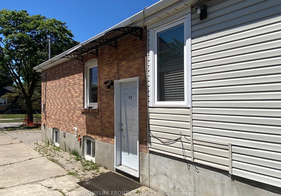 63-lockerbie-avenue-north-york-ontario-w12446915