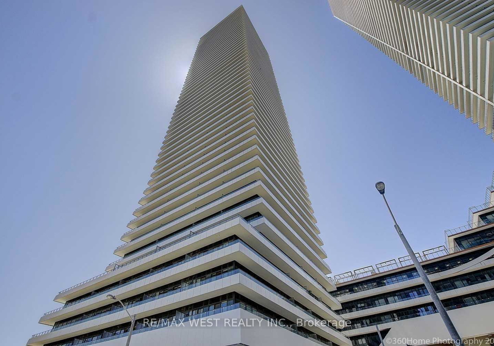 20-shore-breeze-drive-etobicoke-ontario-w12447133