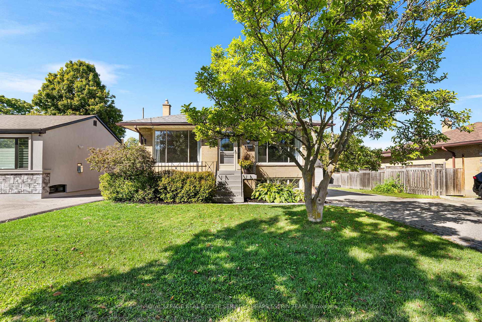10-golfdown-drive-etobicoke-ontario-w12447169