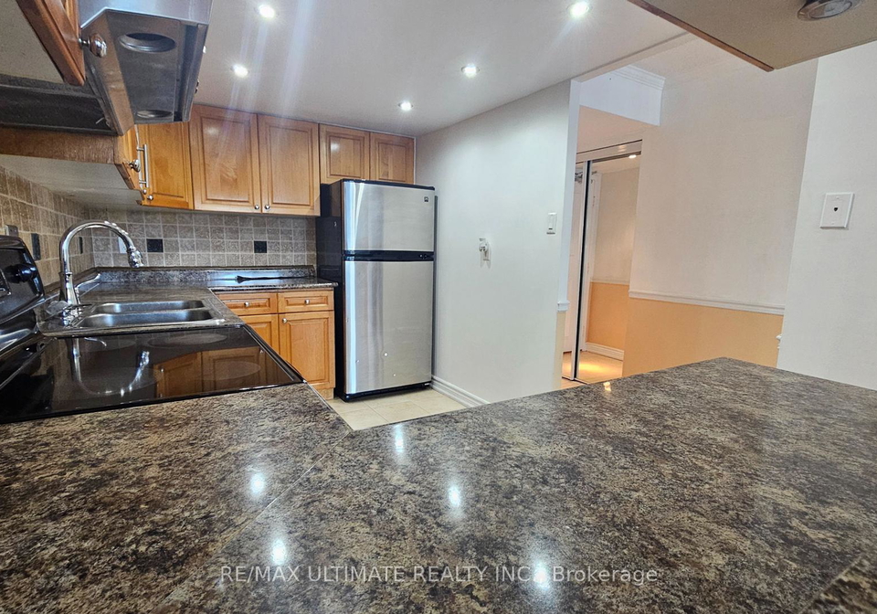 10-martha-eaton-way-north-york-ontario-w12447313