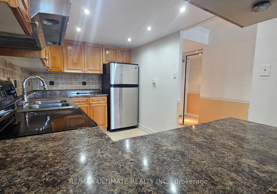 10-martha-eaton-way-north-york-ontario-w12447313