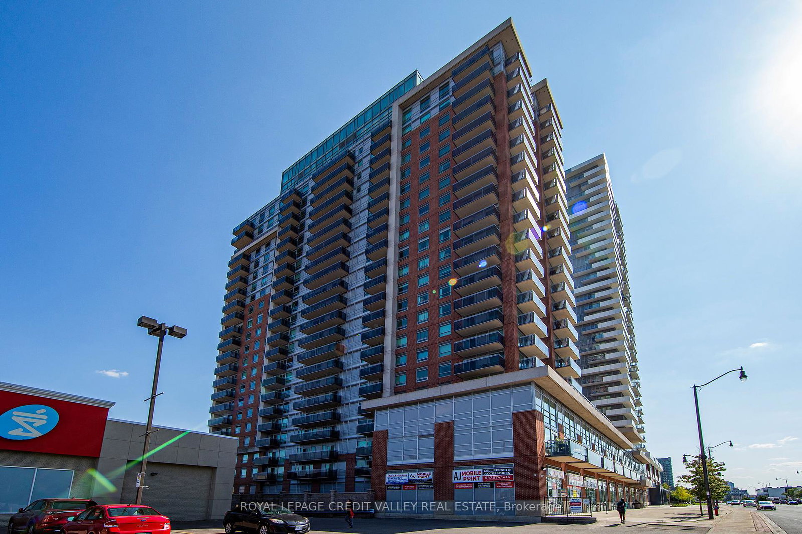 215-queen-street-brampton-ontario-w12447365