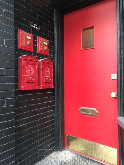 476-roncesvalles-avenue-toronto-ontario-w12447433