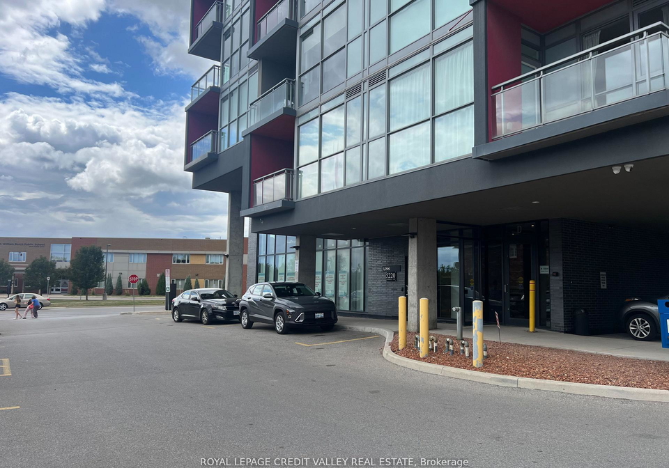 5220-dundas-street-burlington-ontario-w12447899