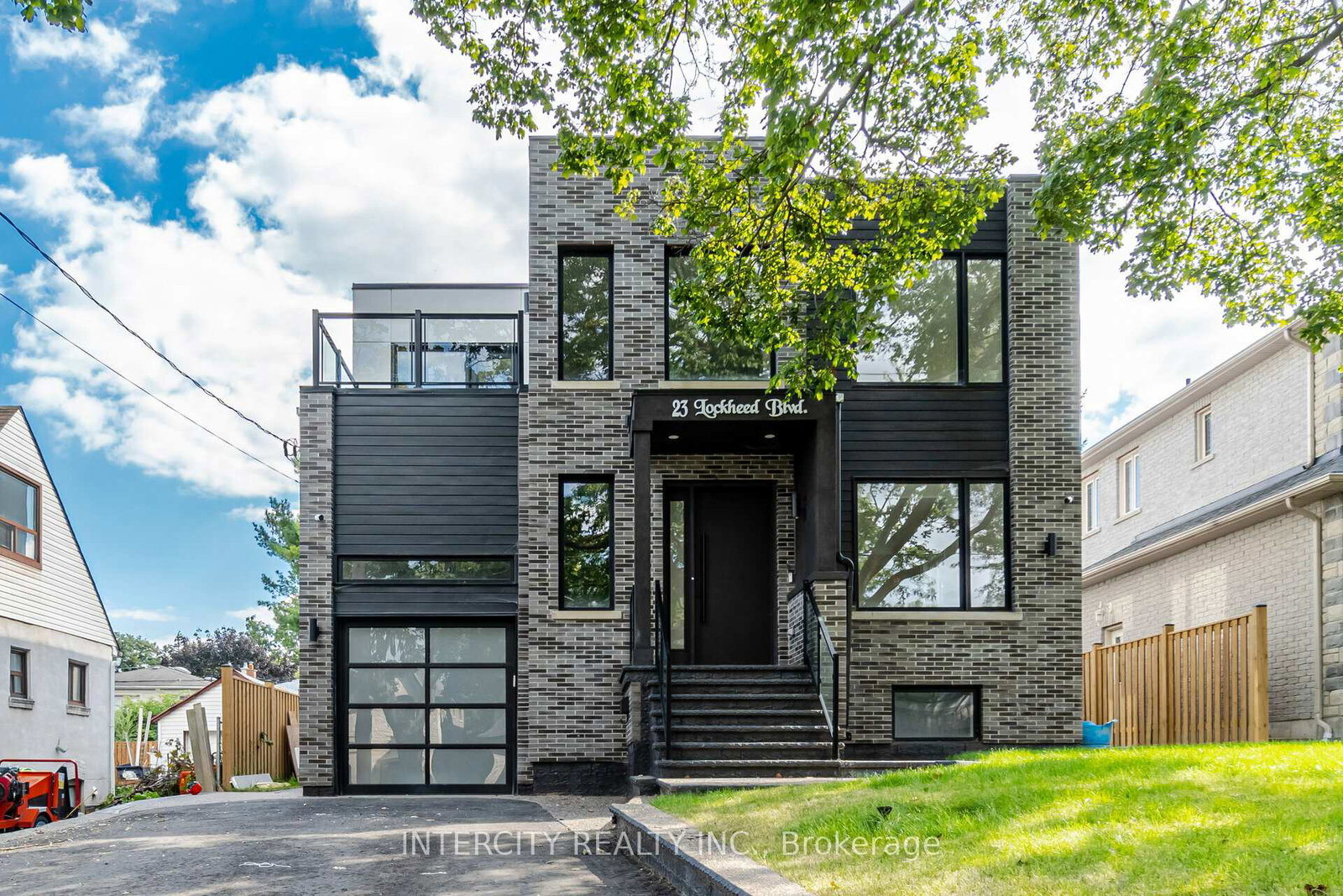 23-lockheed-boulevard-s-etobicoke-ontario-w12447968