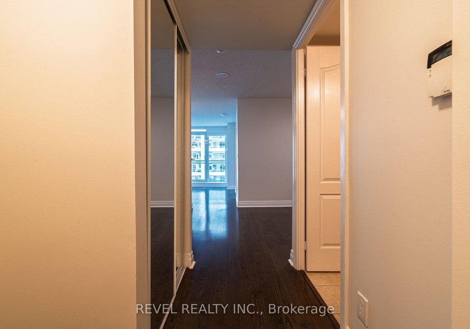 2121-lake-shore-boulevard-w-etobicoke-ontario-w12448182
