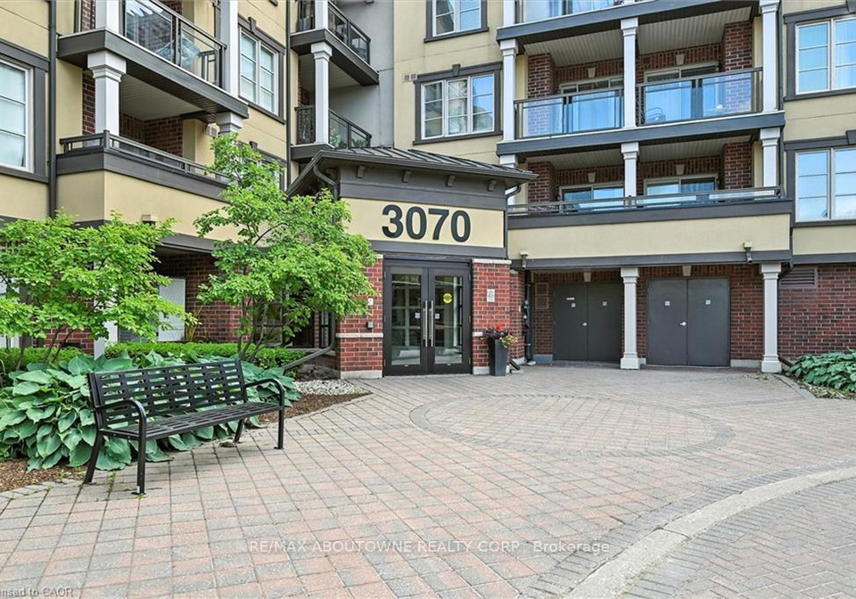 3070-rotary-way-burlington-ontario-w12448197