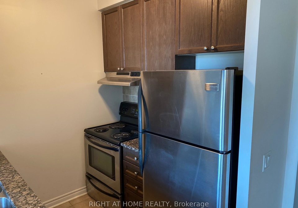 2325-central-park-drive-oakville-ontario-w12448243