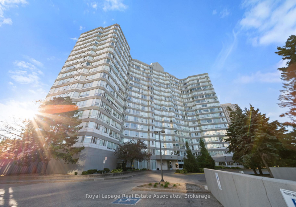 50-kingsbridge-garden-circle-mississauga-ontario-w12448276