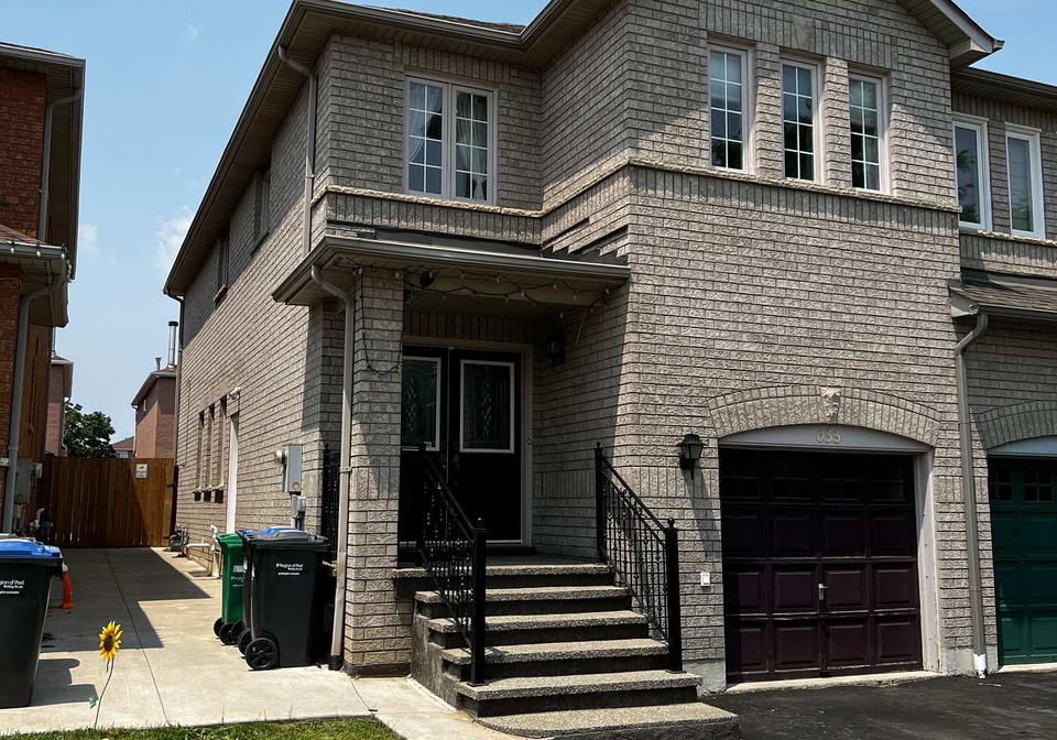 633-mirage-place-mississauga-ontario-w12448397