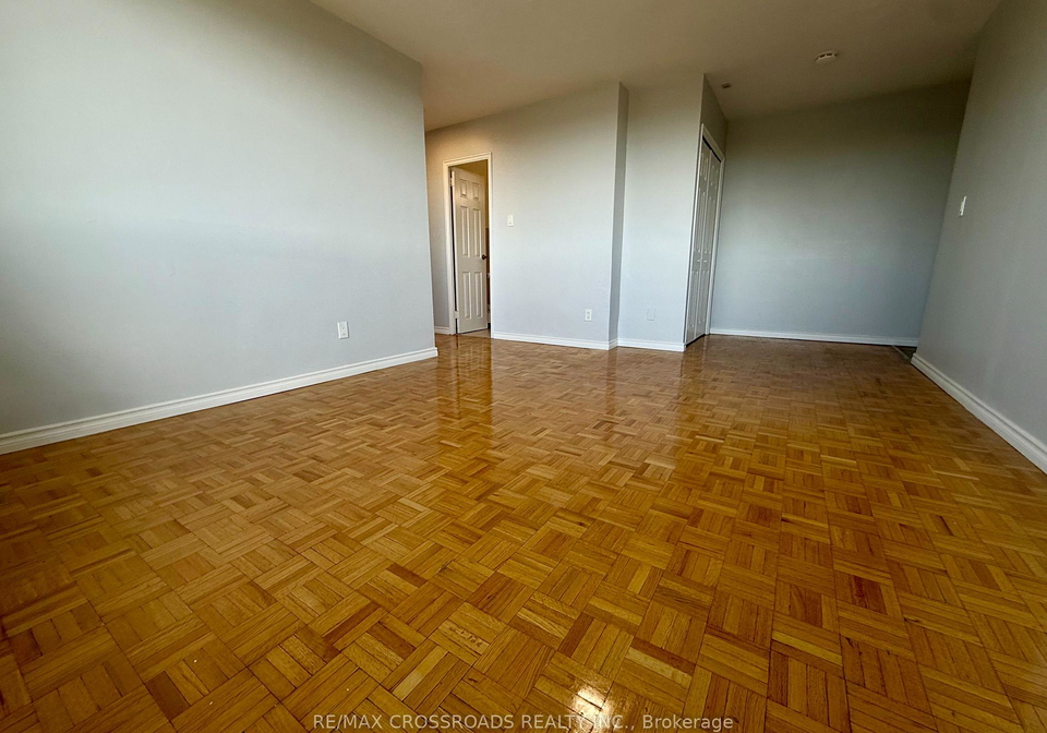 363-lakeshore-road-e-mississauga-ontario-w12448437