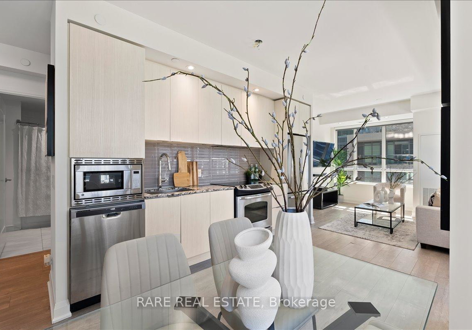 110-marine-parade-drive-etobicoke-ontario-w12448578