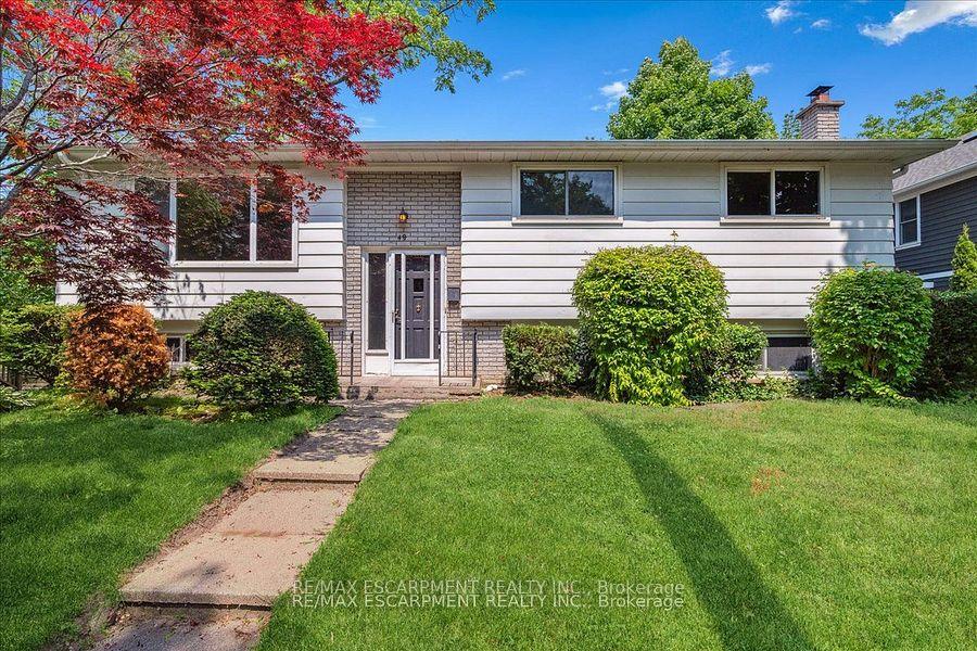 49-head-street-oakville-ontario-w12449099