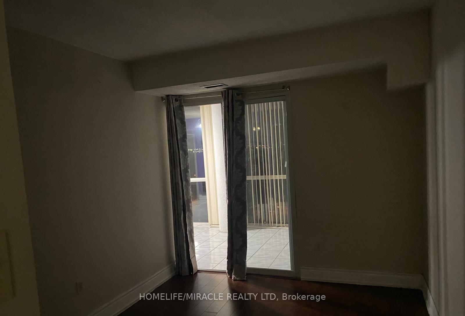 21-markbrook-lane-etobicoke-ontario-w12449253