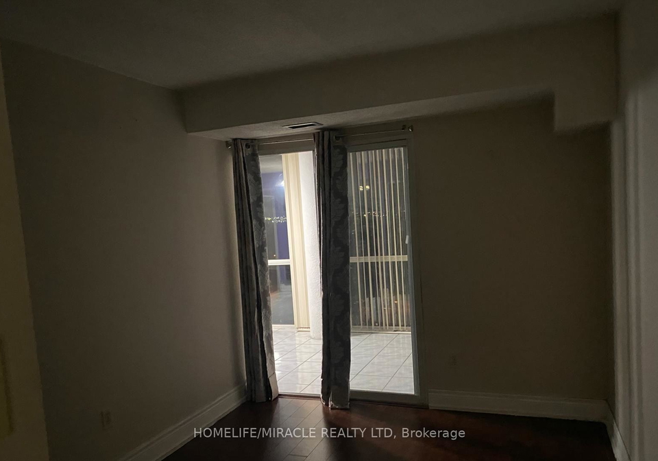21-markbrook-lane-etobicoke-ontario-w12449253