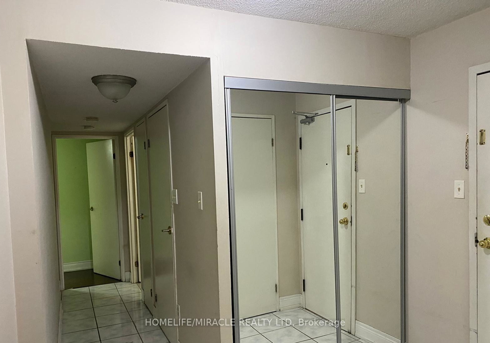 21-markbrook-lane-etobicoke-ontario-w12449253