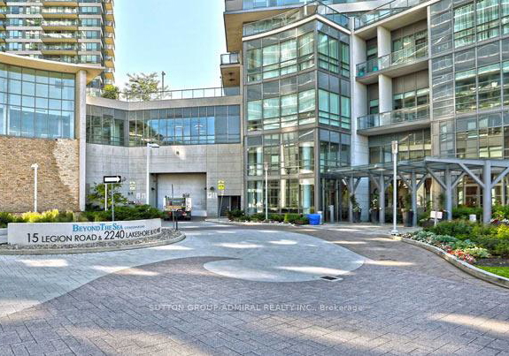 2240-lake-shore-boulevard-w-etobicoke-ontario-w12449270
