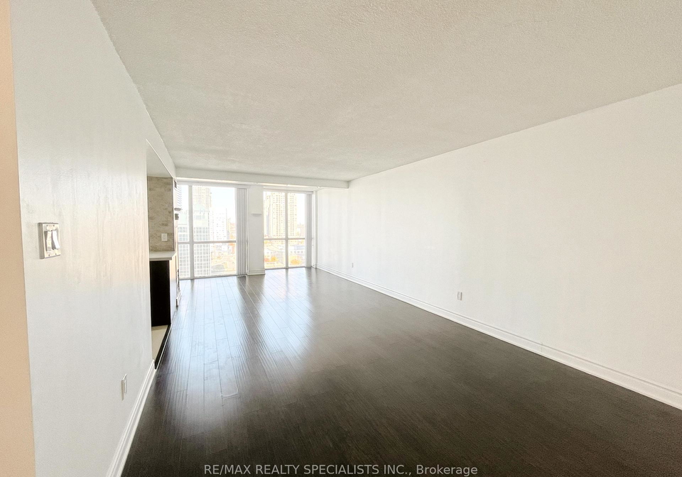 350-webb-drive-mississauga-ontario-w12449291