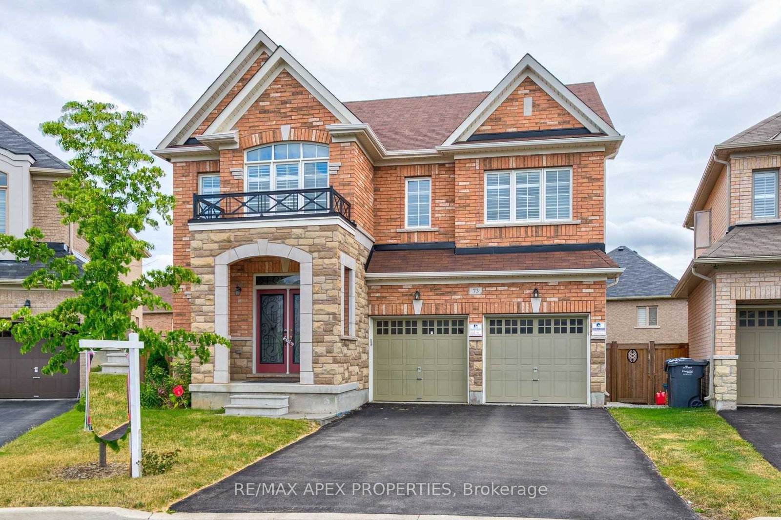 73-george-robinson-2-bed-bsmt-drive-brampton-ontario-w12449370