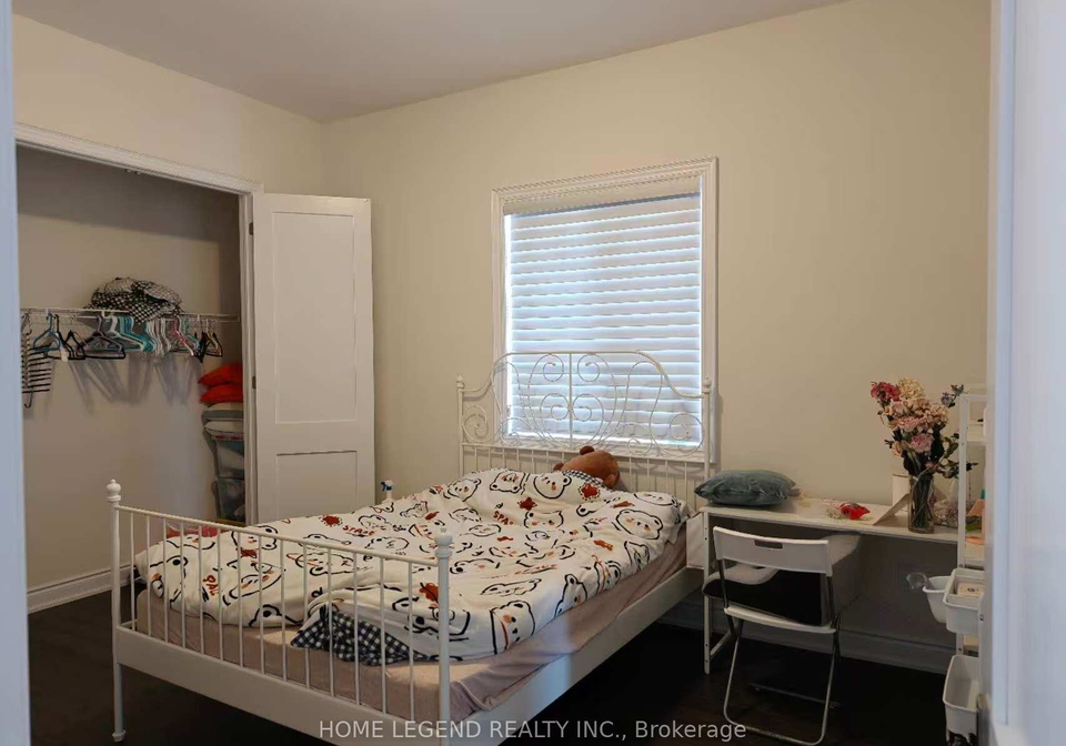 123-ballmer-trail-oakville-ontario-w12449490