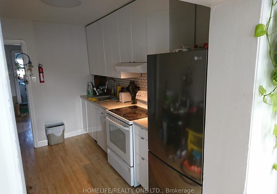 2301-eglinton-avenue-w-toronto-ontario-w12449558