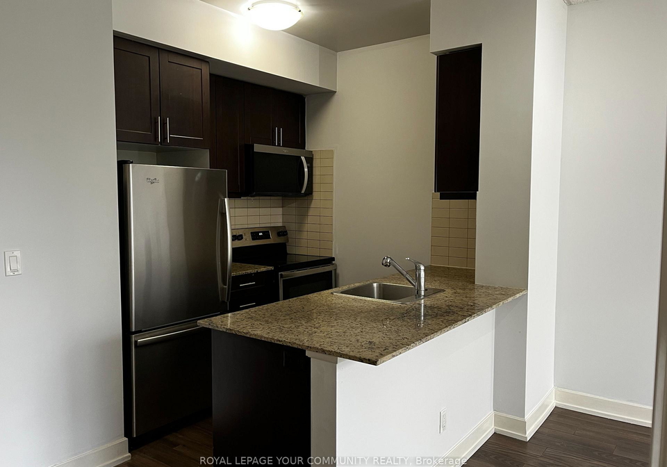 6-eva-road-etobicoke-ontario-w12449914