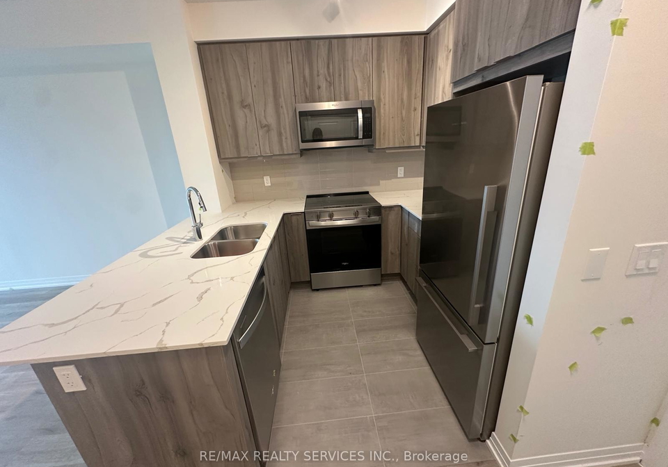15-watergarden-drive-mississauga-ontario-w12450114
