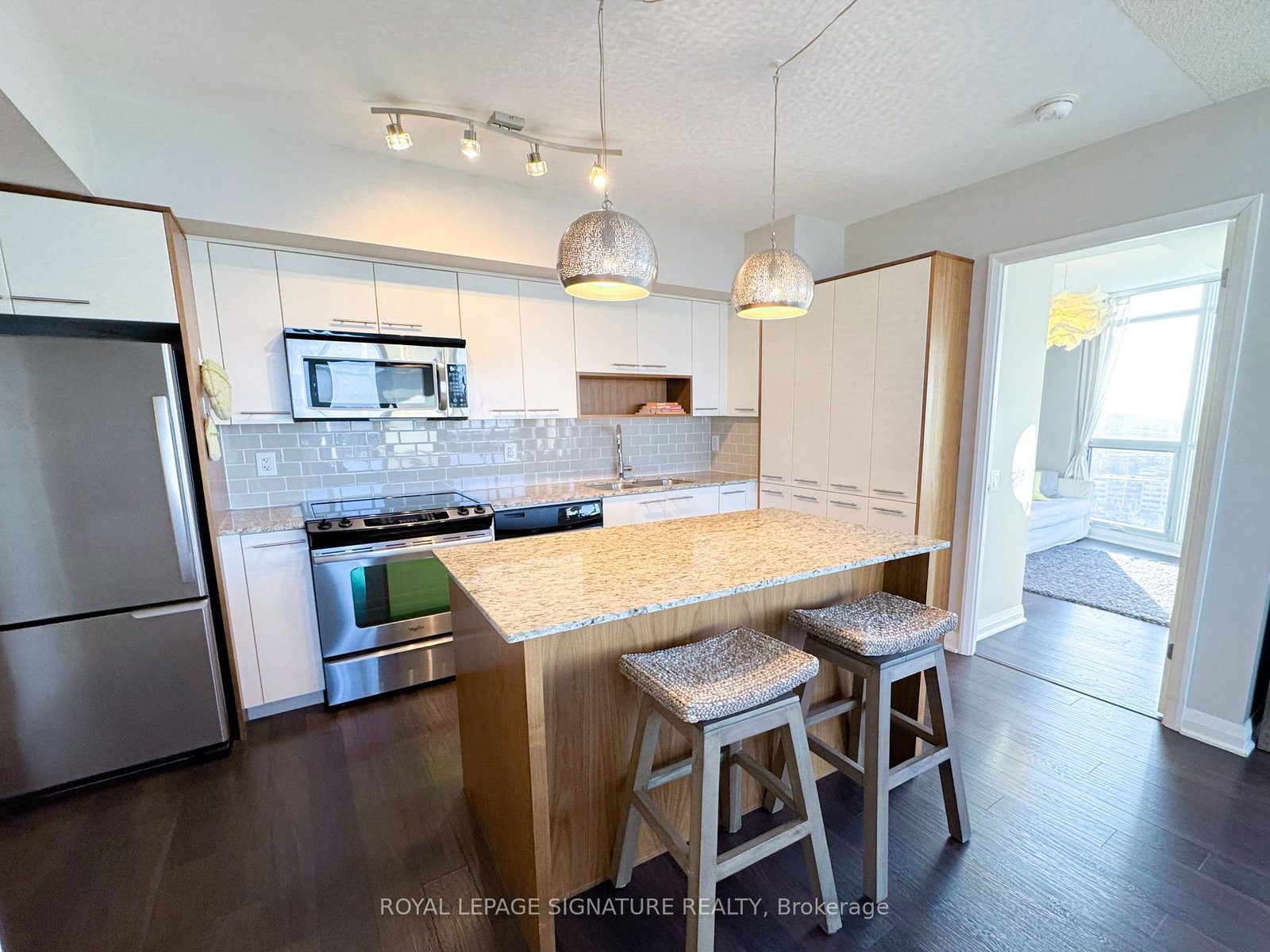 1-valhalla-inn-road-etobicoke-ontario-w12450130