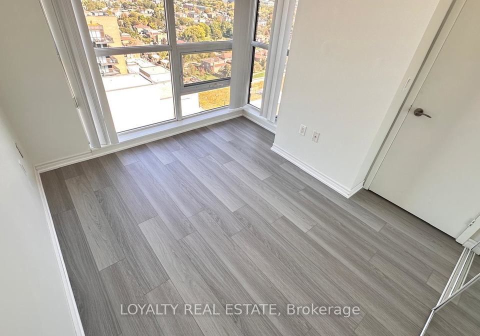 830-lawrence-avenue-w-north-york-ontario-w12450170