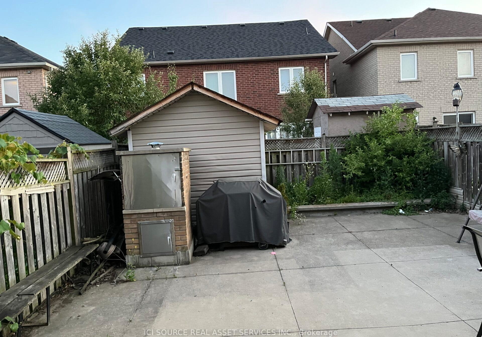 40-treasure-drive-brampton-ontario-w12450213