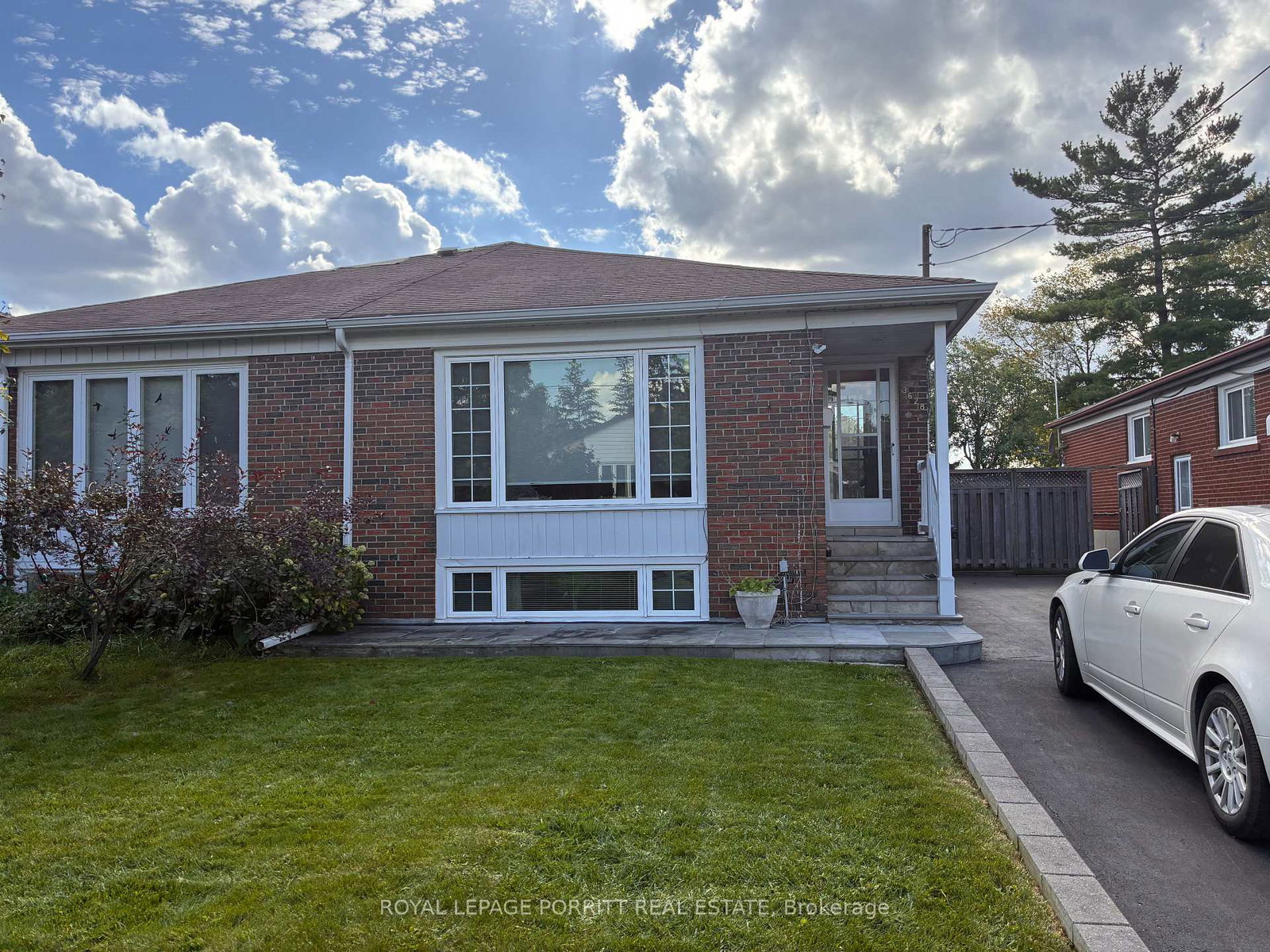 3628-anniversary-road-mississauga-ontario-w12450273