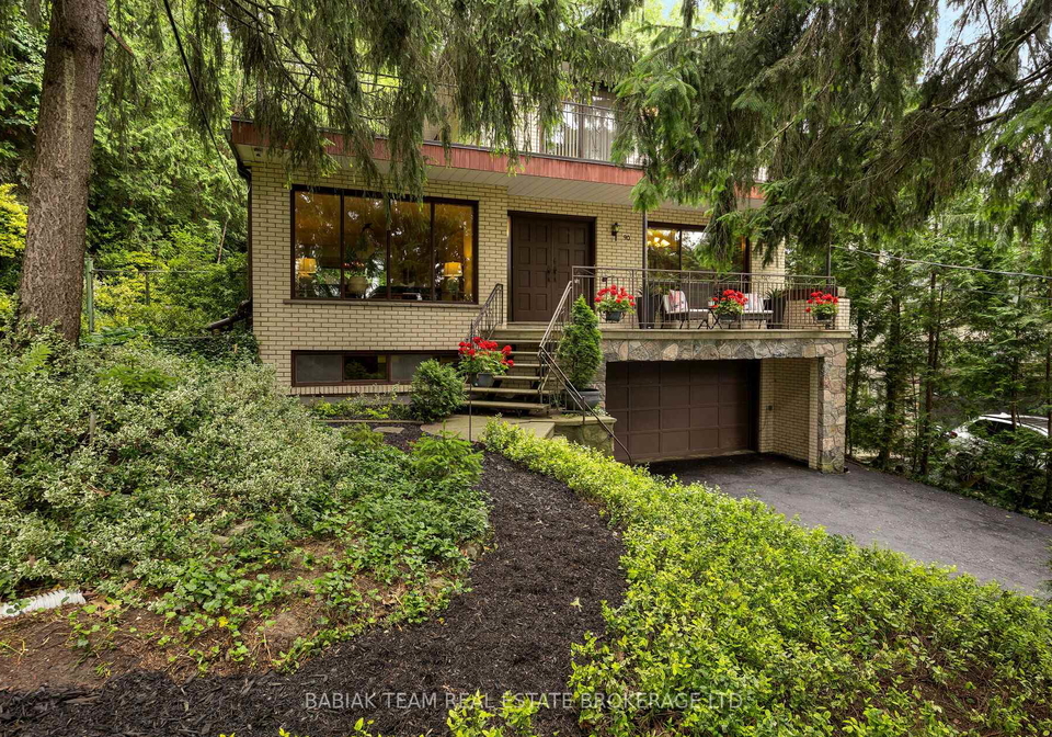 90-humberview-road-toronto-ontario-w12450562