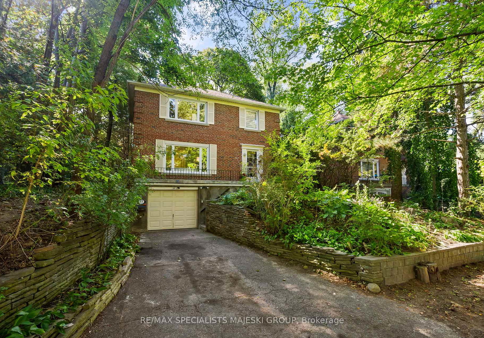 23-stonegate-road-etobicoke-ontario-w12450711